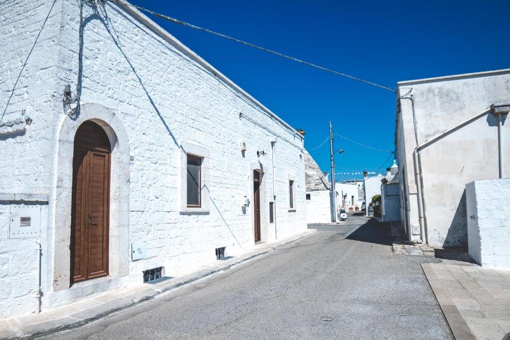 Trulli-eu Guesthouse — Alberobello, Puglia